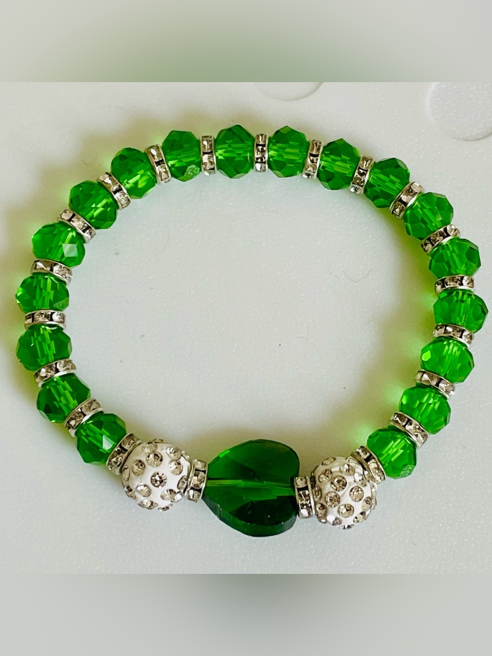 Czech Crystal Emerald Green Heart Bracelet 7”-8” stretchy NEW Gorgeous!